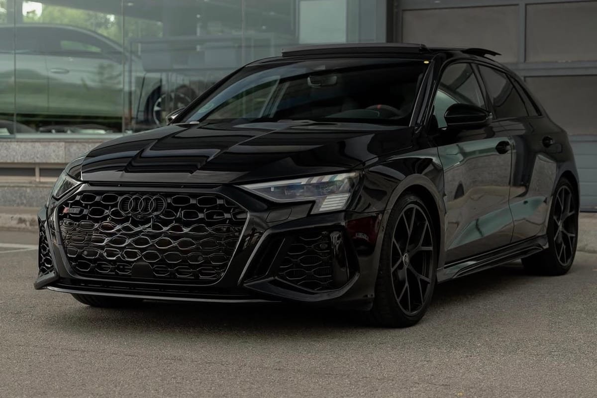 Audi RS 3 Sportback de alquiler en Barcelona