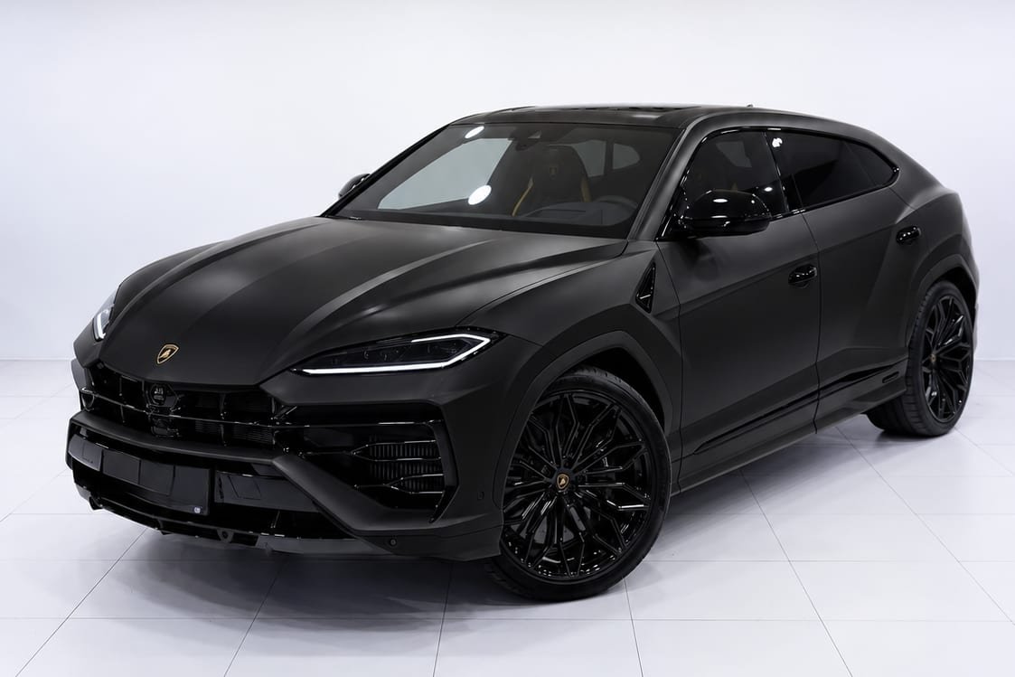 Lamborghini Urus de alquiler en Barcelona