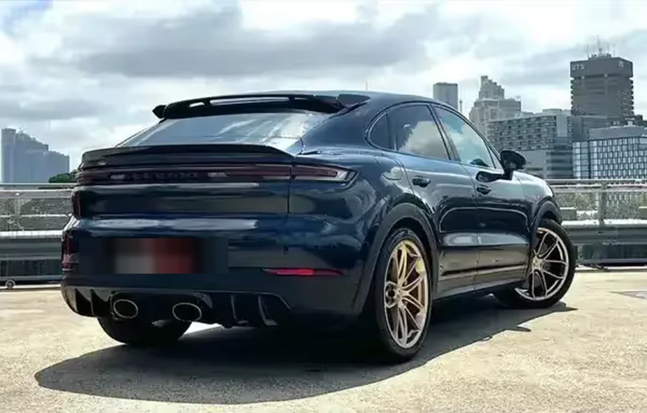 Alquiler Porsche Cayenne Turbo GT en Barcelona